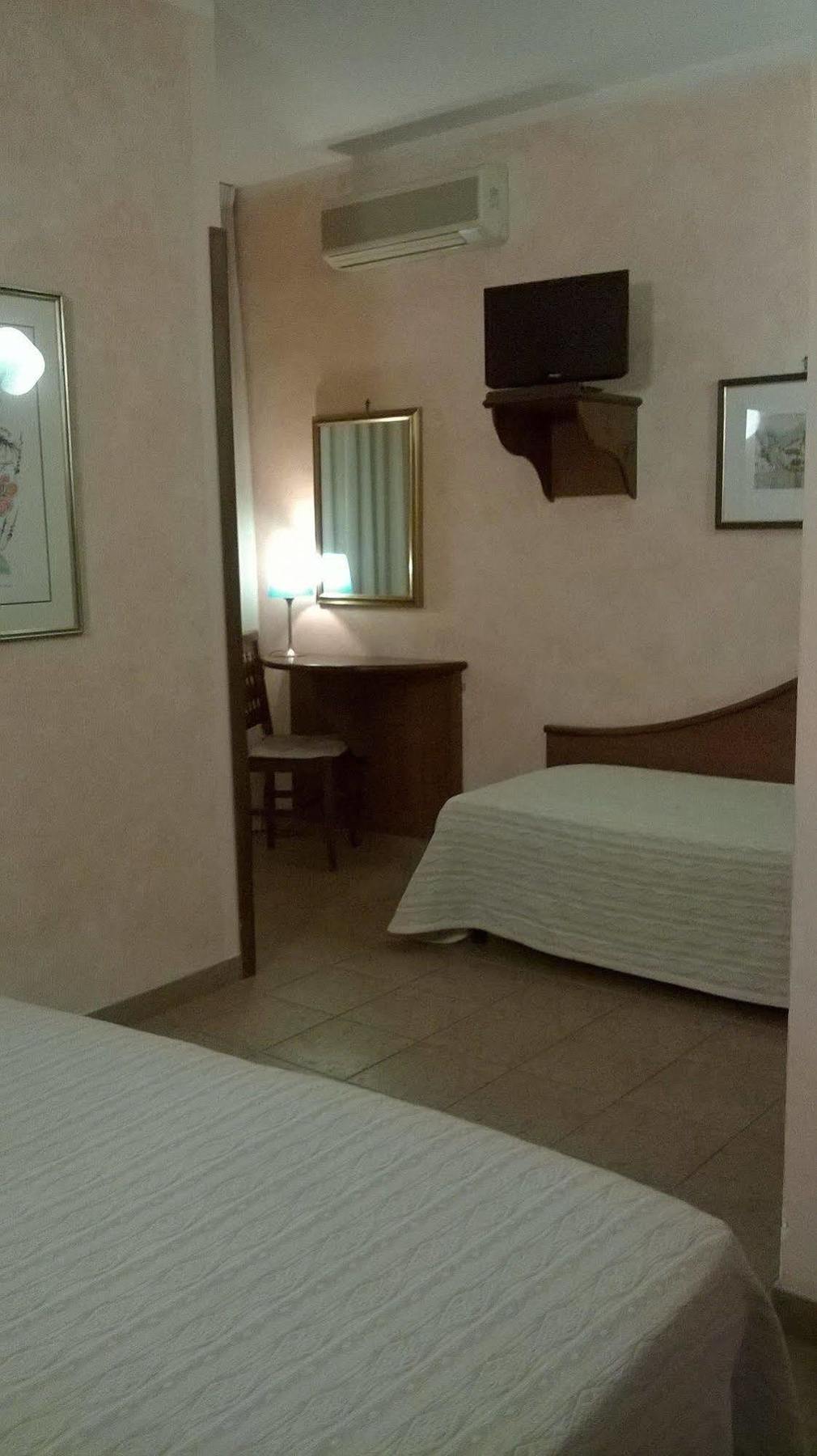 Hotel Cavour Verona Exterior photo