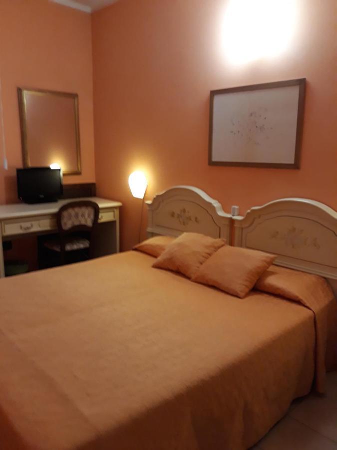 Hotel Cavour Verona Exterior photo