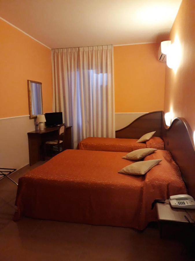 Hotel Cavour Verona Exterior photo