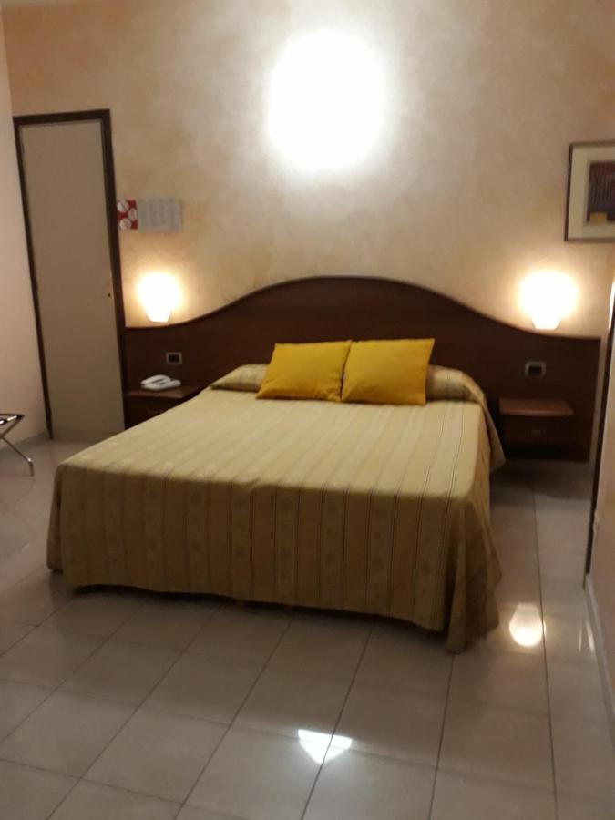 Hotel Cavour Verona Exterior photo